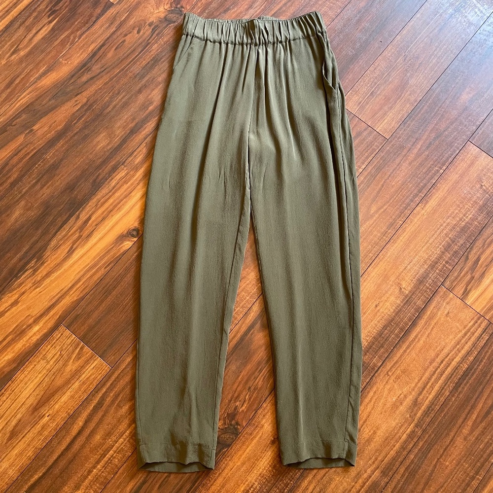 Grana Silk Double Layer Ankle Pant Olive Green XS